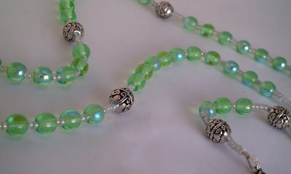 How to Make Beaded Jewelry 11