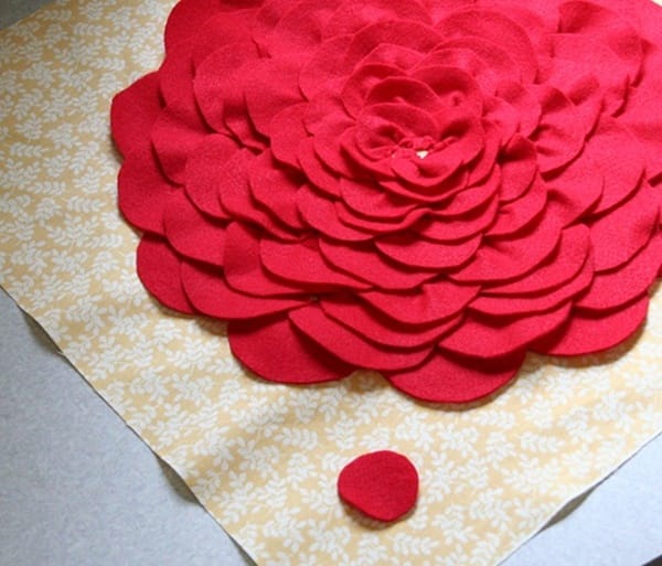 DIY Petal Pillow Tutorial 11a