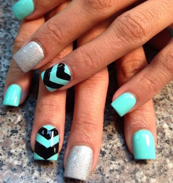 40 Cool and Simple Acrylic Nail Designs 17