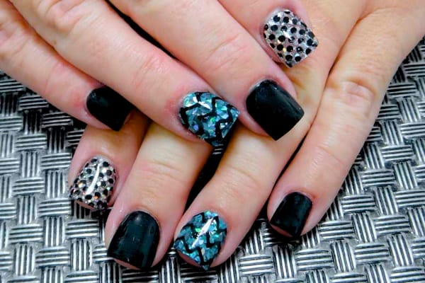 40 Cool and Simple Acrylic Nail Designs 32