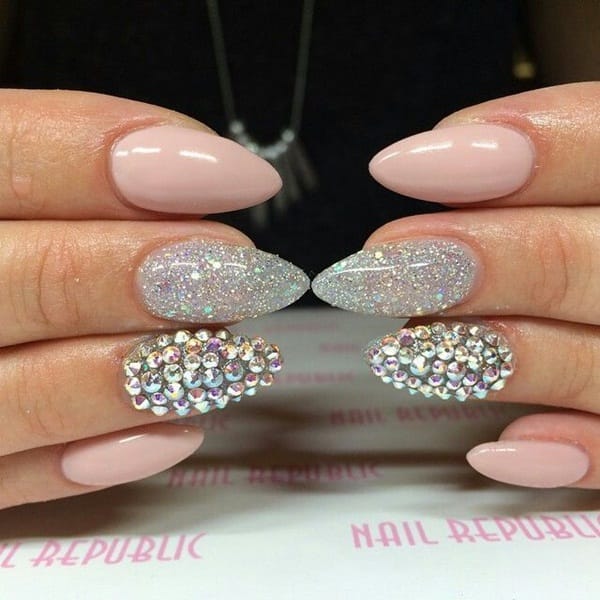 40 Cool and Simple Acrylic Nail Designs 9