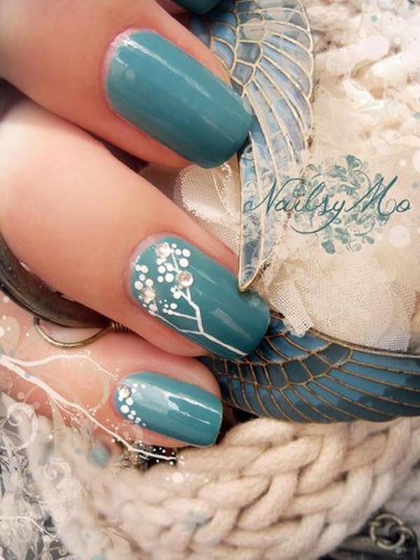 30 Uniquely Beautiful Tree Nail Art Ideas 24