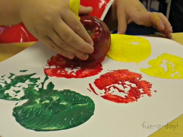 Create Kids Interest in Painting without using Paint Brush 5