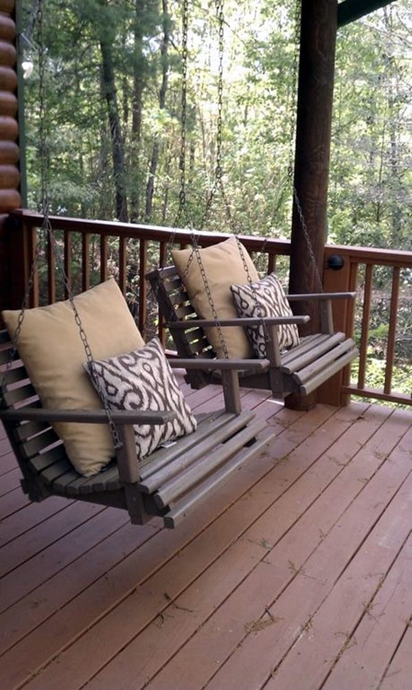 Beautiful Porch Swing Home Installation (1)