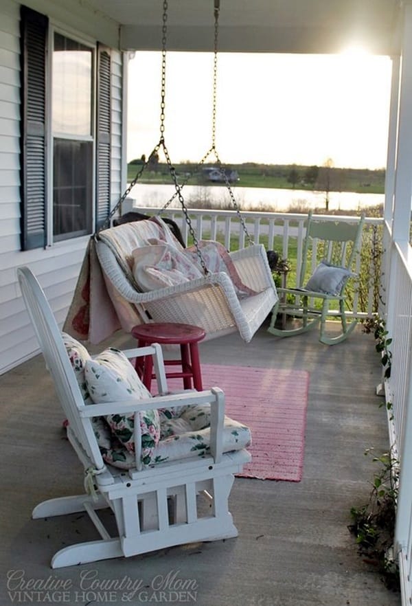 Beautiful Porch Swing Home Installation (22)