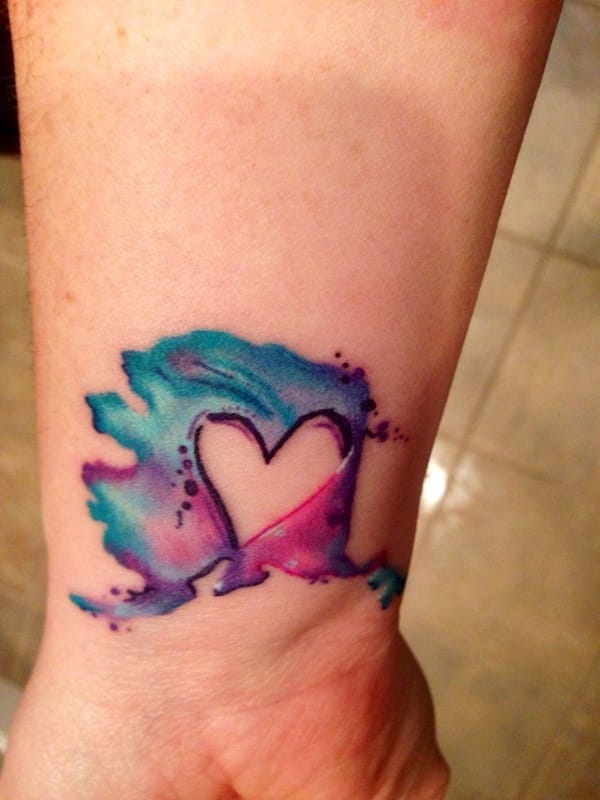 35 Cute and Small Heart Tattoo Designs 16