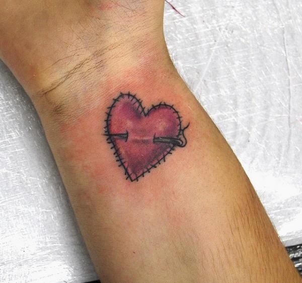 35 Cute and Small Heart Tattoo Designs 21