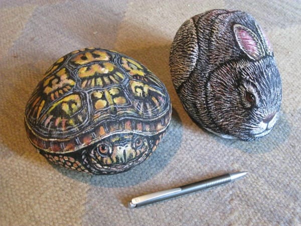 40 Cute Pictures of Animals Painted on Rocks 23