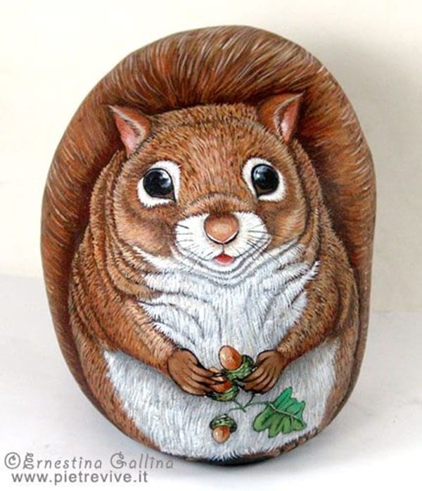 40 Cute Pictures of Animals Painted on Rocks 3