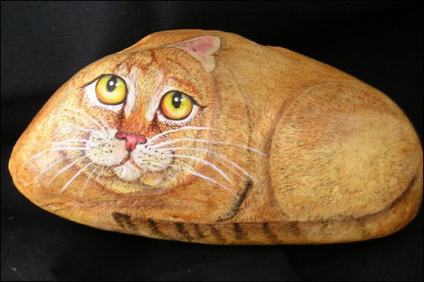 40 Cute Pictures of Animals Painted on Rocks 6