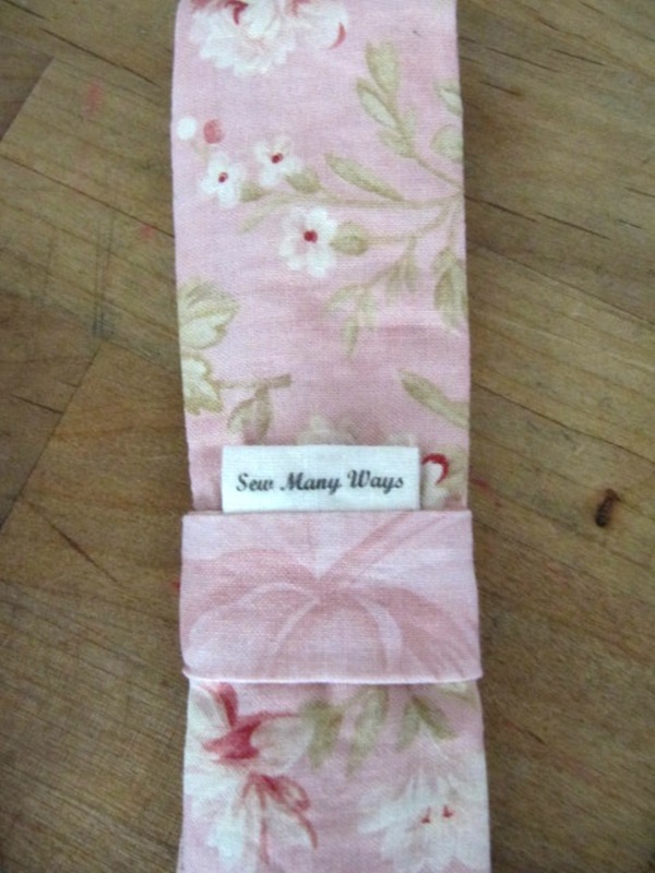 How to Make Fabric Labels at Home 8