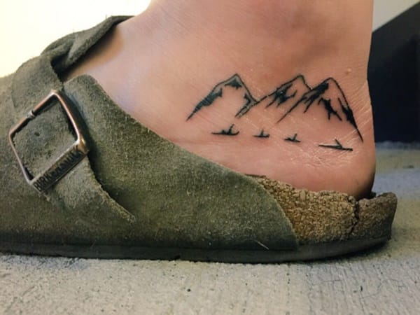 40 Cute Mountain Tattoo Designs 37