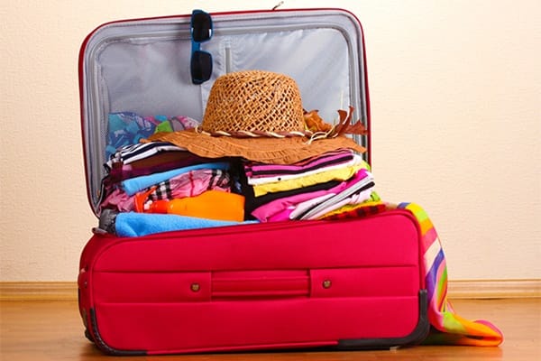 10-things-that-you-must-have-in-your-packing-list-3