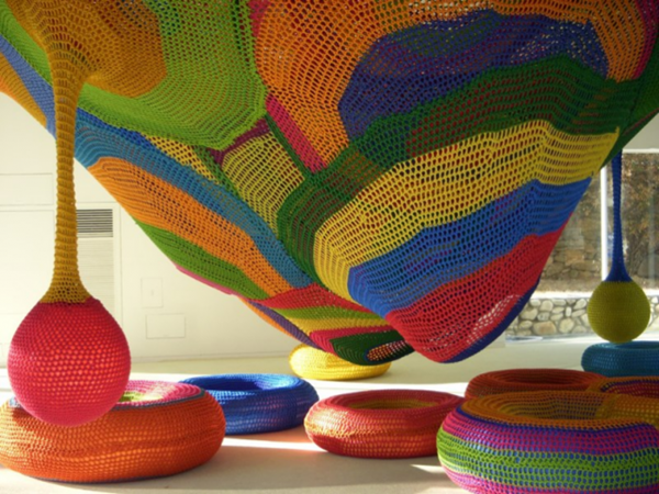 25-beyond-believe-crochet-artwork-installations-25