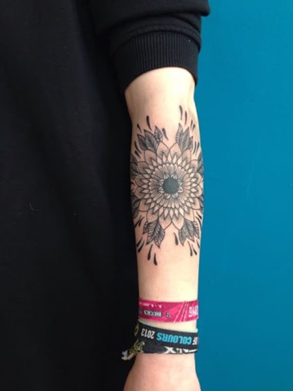 40-so-beautiful-mandala-tattoo-designs-3