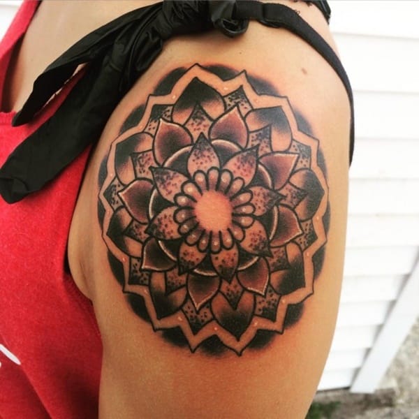 40-so-beautiful-mandala-tattoo-designs-32