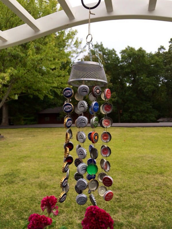 10-creative-ways-to-recycle-bottle-caps-1