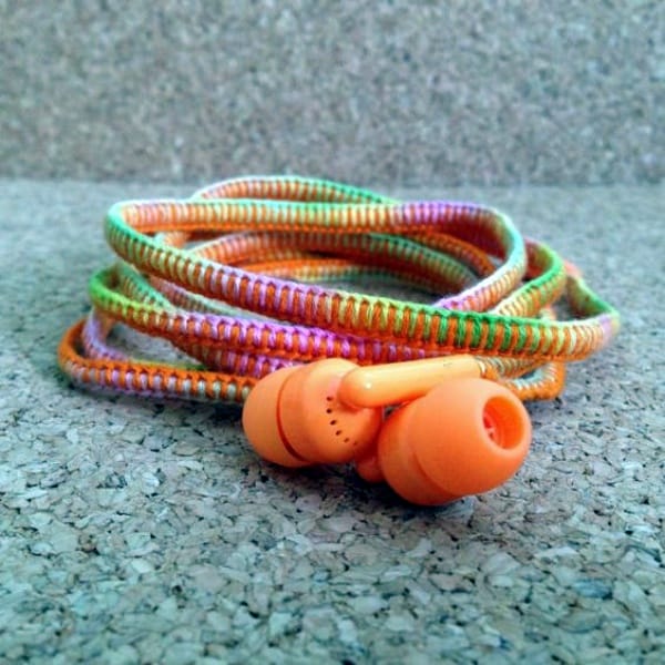 How to make your own Colorful Earphones00014