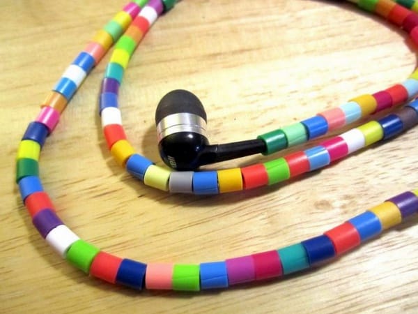 How to make your own Colorful Earphones00020