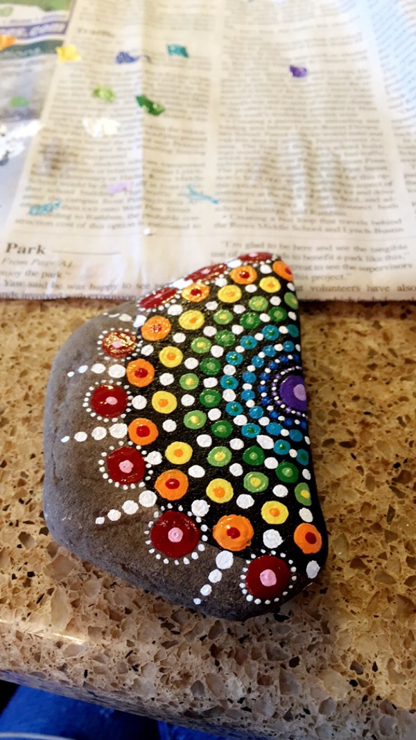 DIY-Mandala-Stone-Patterns