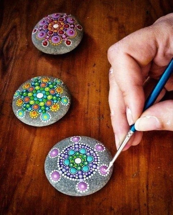 DIY-Mandala-Stone-Patterns