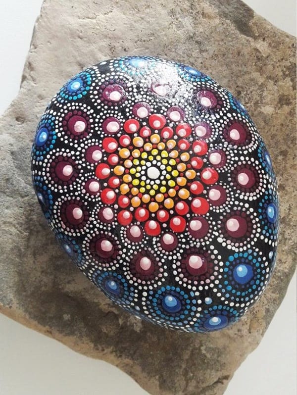 DIY-Mandala-Stone-Patterns