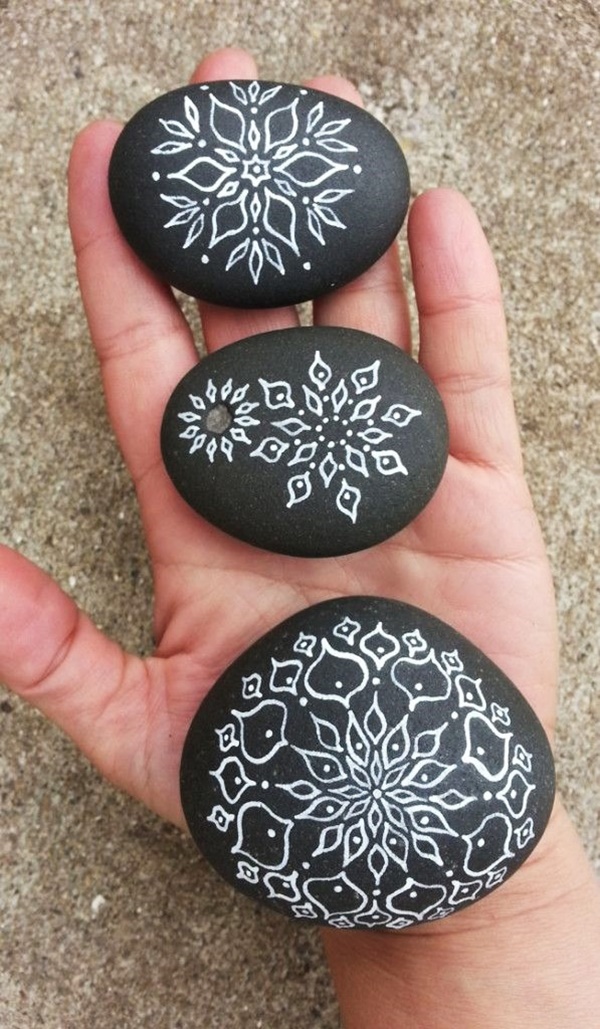 DIY-Mandala-Stone-Patterns