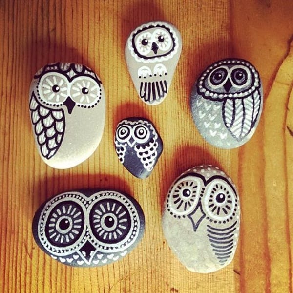 Rock-and-Pebble-Art-Examples