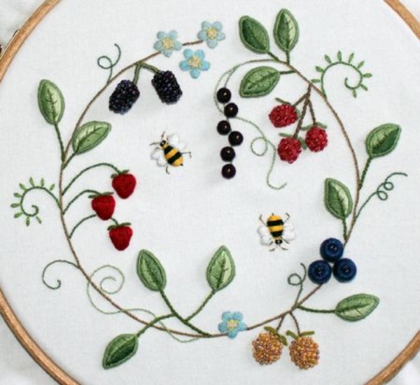 Amazing-Hand-Embroidery-Designs-Ideas