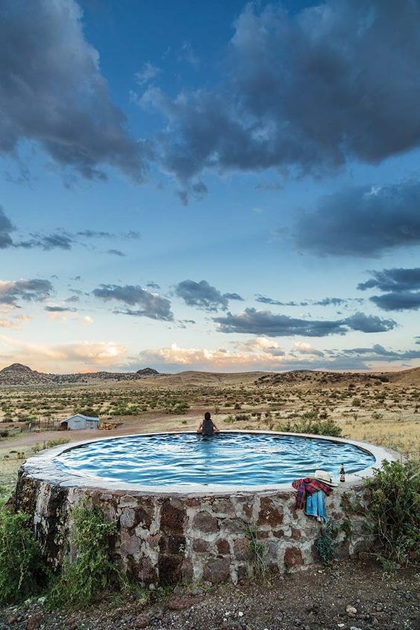 Coolest-Stock-Tank-Pools-You-Shall-Have-Before-Summer