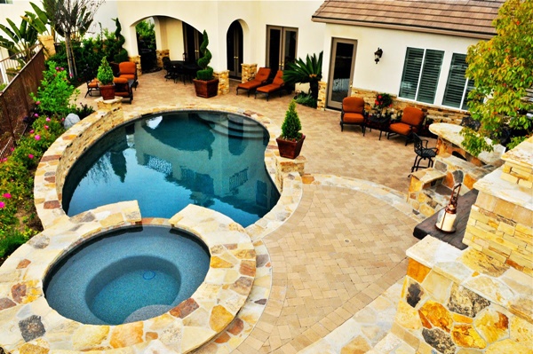 Coolest-Stock-Tank-Pools-You-Shall-Have-Before-Summer