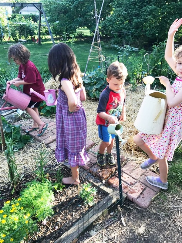 Small Kids Garden Ideas to Foster kid's Interest in Gardening