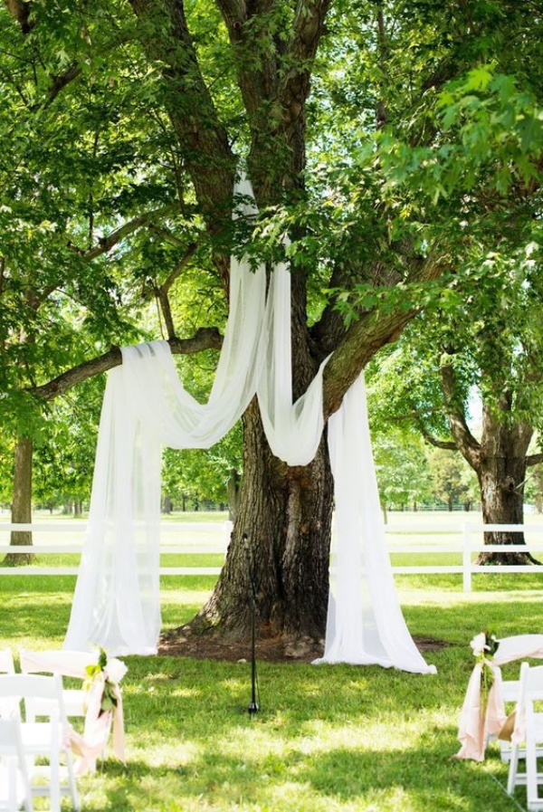 40 Ways To Decorate Your Backyard For A Wedding