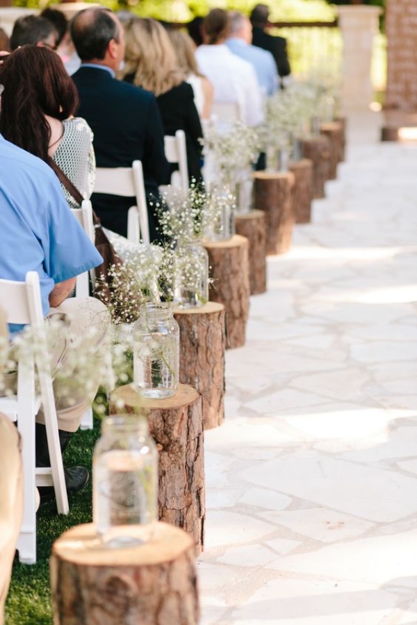 Ways To Decorate Your Backyard For a Wedding