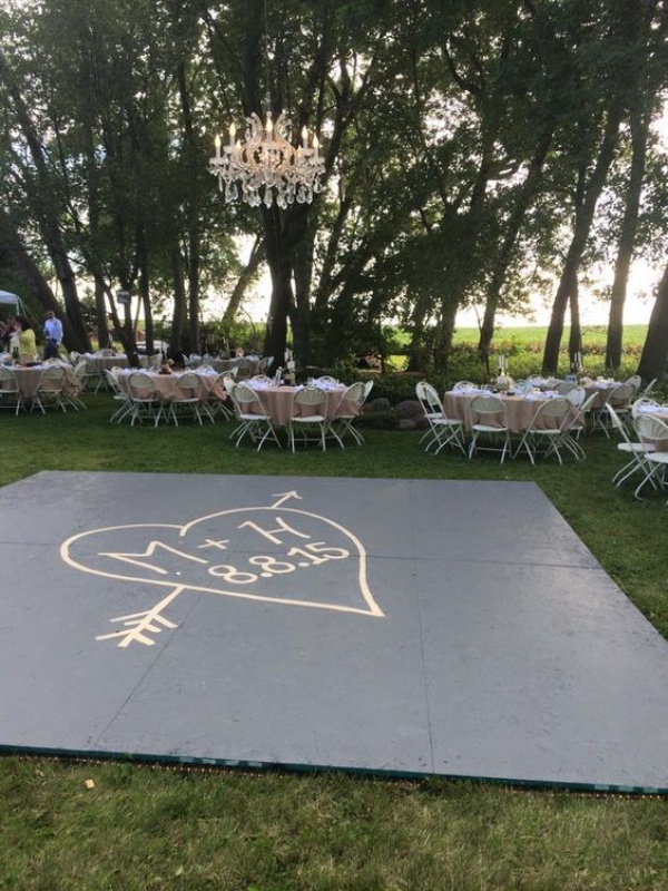 40 Ways To Decorate Your Backyard For A Wedding