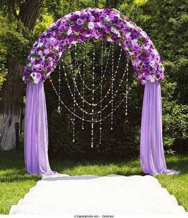 Ways To Decorate Your Backyard For a Wedding