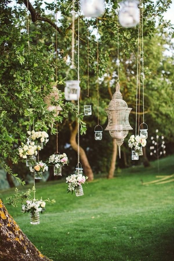 Ways To Decorate Your Backyard For a Wedding