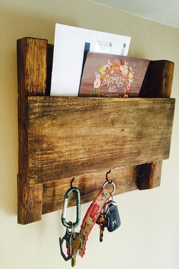 Cool DIY Keys and Mail Organizing Ideas