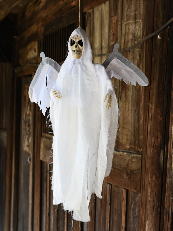 Scary Skeleton Decor Ideas to try this Halloween