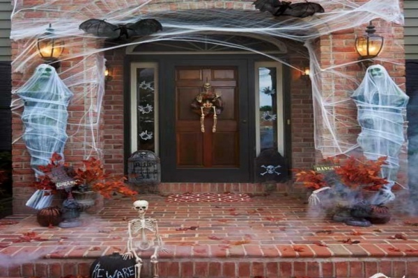 Scary Skeleton Decor Ideas to try this Halloween