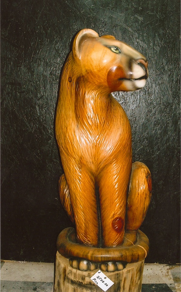 Realistic Handmade Wooden Animals Sculptures