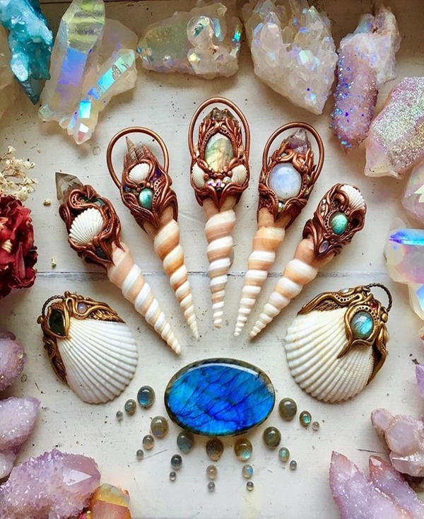 Turning Beach Findings into Craft