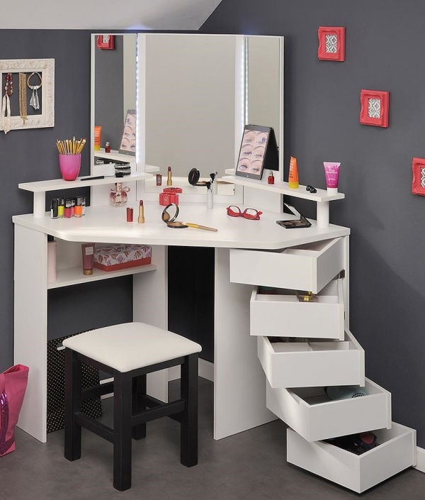 40 Productive and Creative Dressing Table Design Ideas