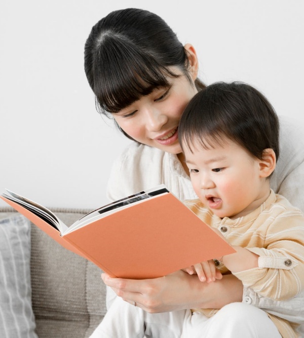 WAYS TO ENCOURAGE READING HABITS IN YOUR KIDS