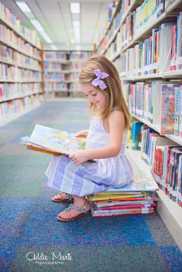 WAYS TO ENCOURAGE READING HABITS IN YOUR KIDS