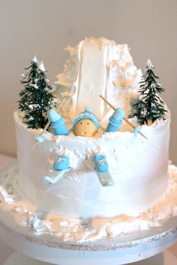 Stunning Christmas Cake Decoration Ideas