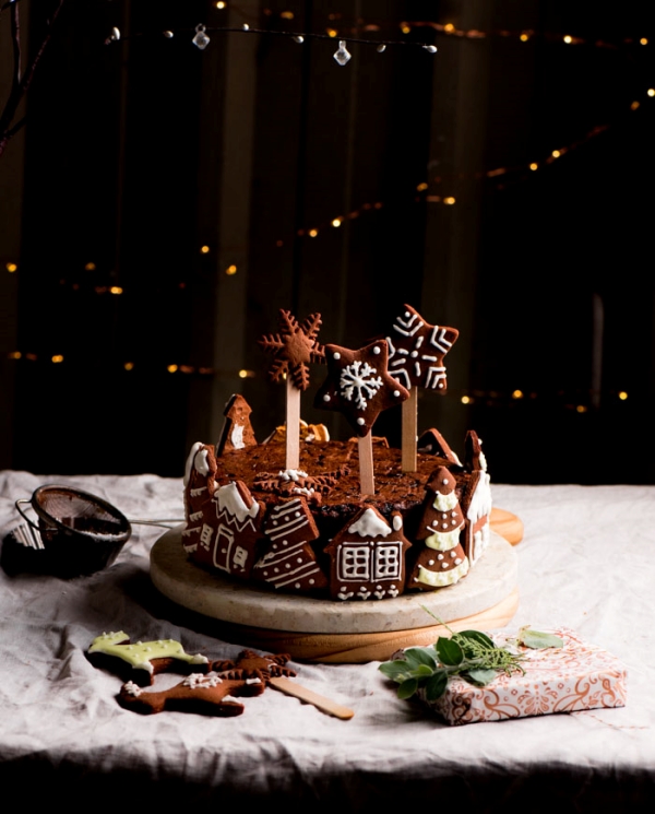 Stunning Christmas Cake Decoration Ideas