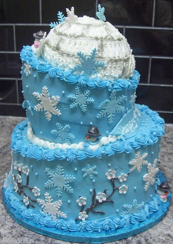 Stunning Christmas Cake Decoration Ideas