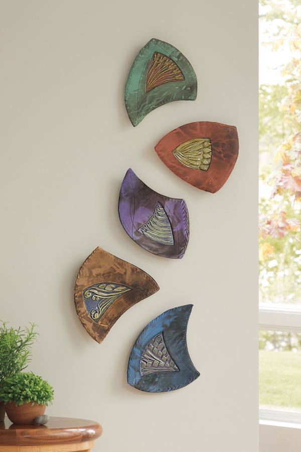 Simple and Speaking Ceramic Wall Arts