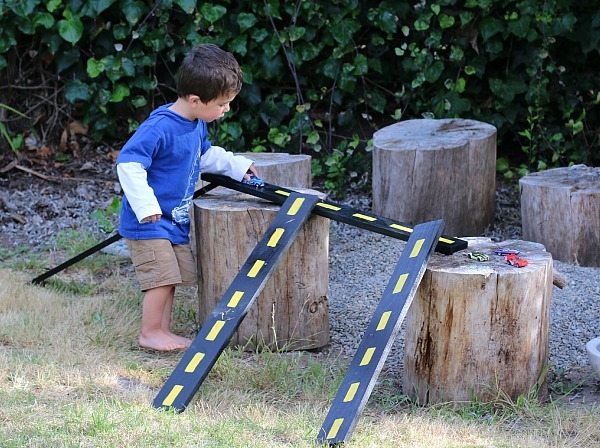 40 Cool DIY Hot Wheels Track Ideas For Kids